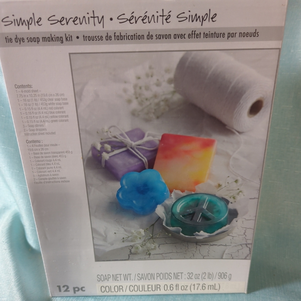 SIMPLE SERENITY TYE DIE SOAP MAKING KIT 12 PIECE Net 32oz (2lb)